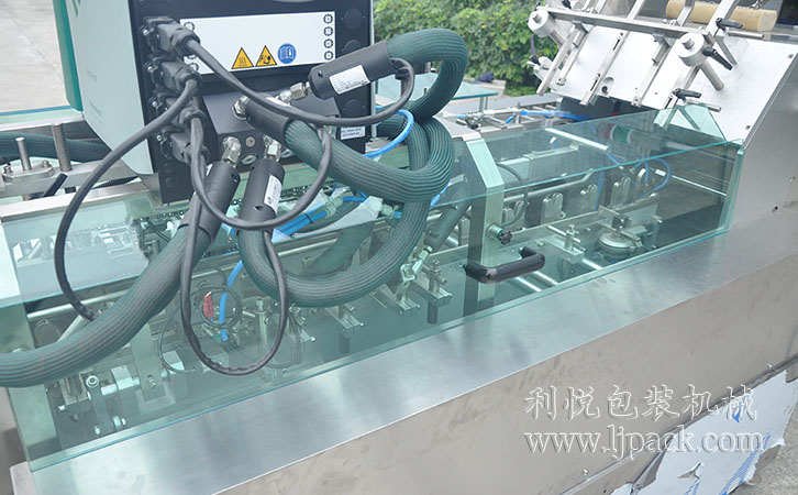 带自动下料保鲜膜装盒机 带自动下料保鲜膜装盒机