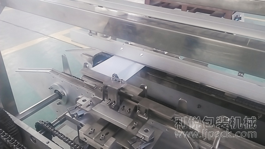 自动插盒装盒机封盒机构